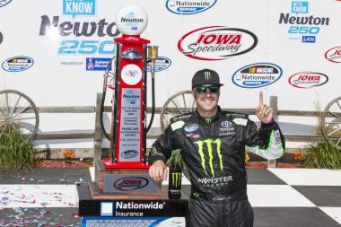 NASCAR: 18 Mayıs Newton 250 tanımak