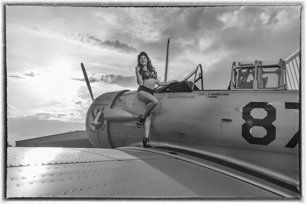 WWII Model and Airplane — Stock Photo, Image