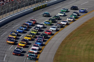 Rochester Hills 'den BRAD KESELOWSKI (6), Lincoln, AL Yellawood 500 için yarıştı..