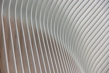 02 Ağustos 2018 - NEW YORK, NY, ABD: Westfield Dünya Ticaret Merkezi Oculus binasının manzarası