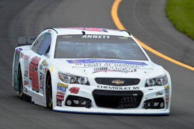 Long Pond, PA USA - Haziran 2015: NASCAR Sprint Cup Serisi sürücüsü MICHAEL ANNETT, Pocono Yarış Pisti 'nde Axalta 