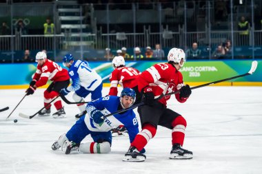 2026 Milano Cortina Kış Olimpiyatları sırasında İtalya 'nın MILAN kentinde oynanan Milano Rho Buz Hokeyi Arena' da İtalya 'nın 88. İsviçre takımı İtalya 'yı 3-0 yendi