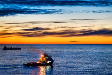zonsondergang, schip, zeegemi, deniz, gün batımı.