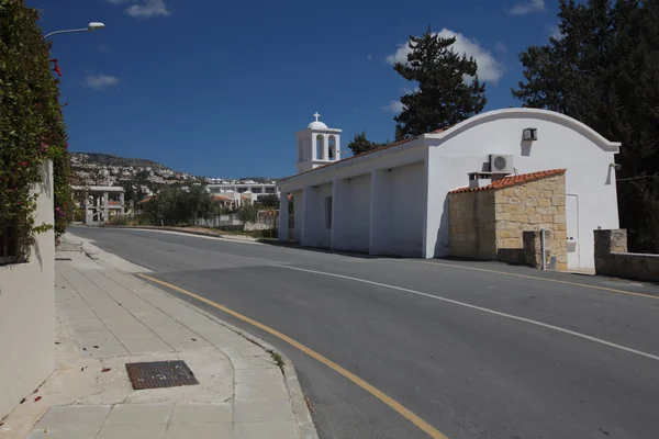 Small Orthodox church on the outskirts of Peyia. Cyprus — Stock Photo, Image