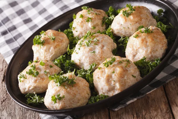 Dietary chicken meatballs with parsley close-up. horizontal — Stock Photo, Image