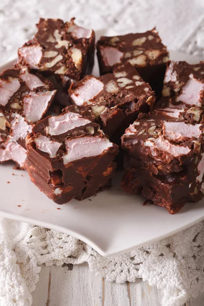 Dessert rocky road with marshmallow and nuts close-up. vertical — Stock Photo, Image