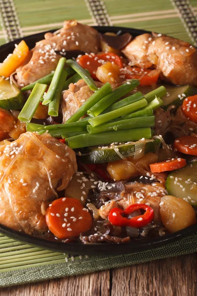 Dakjim pollo estofado con verduras en un estilo coreano close-u —  Fotos de Stock