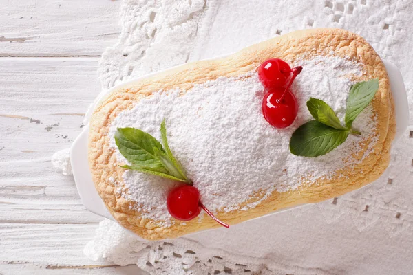 Oostenrijkse dessert souffle Salzburger Nockerln horizontale bovenaanzicht — Stockfoto