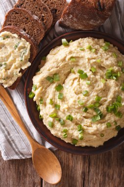 Yahudi mutfağı: pate ringa - forshmak yakın çekim. Dikey olarak