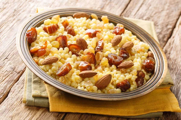 Mesfouf Qentena Sweet Couscous Dates Nuts Raisins Close Plate Table — стокове фото