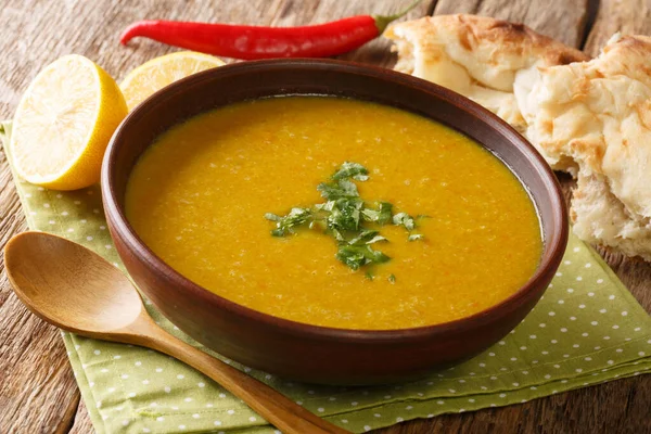 Red Lentil Puree Soup Served Breads Lemon Close Bowl Table — Stock Photo, Image