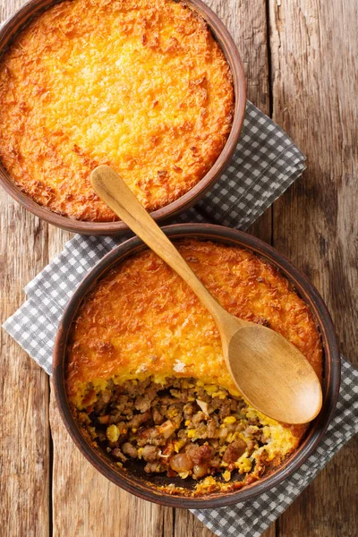 Pastel Choclo Chilean Beef Corn Casserole Closeup Tigela Sobre Mesa — Fotografia de Stock