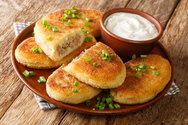 Homemade Hot Potato Zrazy Pies Meat Filling Sour Cream Close — Stock Photo, Image