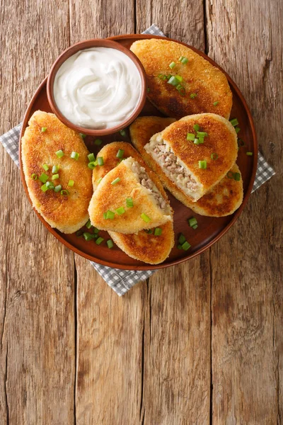 Tasty Potato Zrazy Ucrania Cocina Nacional Cerca Plato Sobre Mesa —  Fotos de Stock