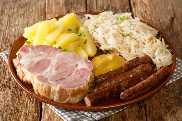 Traditional German Food Smoked Sausage Kassler Pork Neck Sauerkraut Mustard — Stock Photo, Image