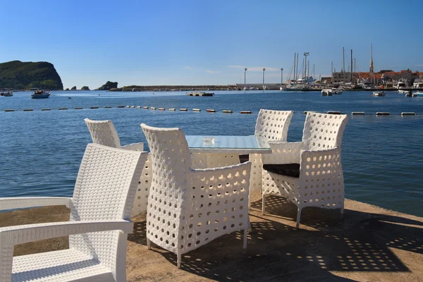 Lussuoso caffè sulla spiaggia, Montenegro — Foto Stock