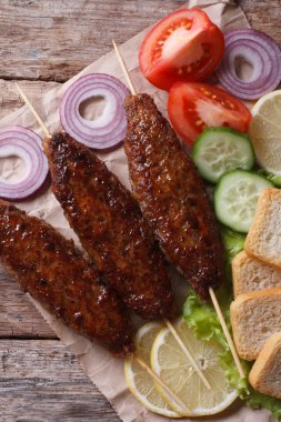 sebze dikey en iyi manzaralı kıyma kebabı