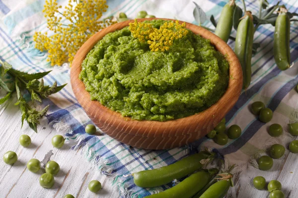 Homemade mashed green beans close up horizontal — Stock Photo, Image