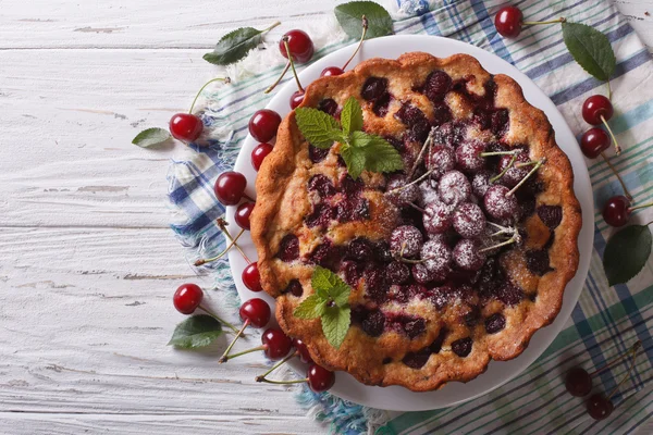 Pastel de cereza casero horizontal vista superior — Foto de Stock