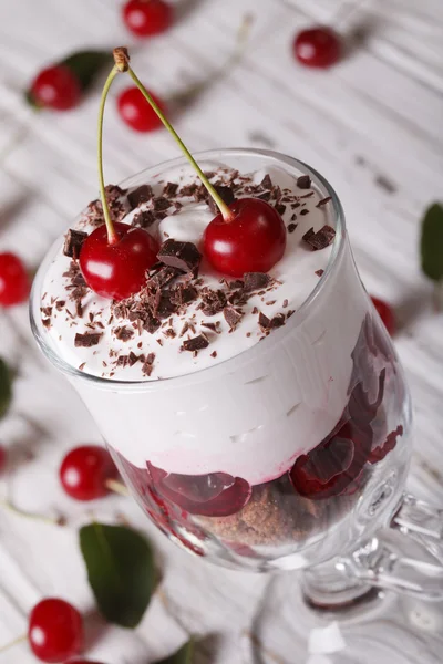 Black forest cherry dessert in a glass close-up. Vertical — Stock Photo, Image