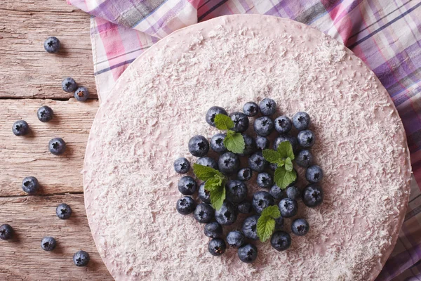 Blueberry cheesecake with mint and coconut close-up. horizontal — 图库照片