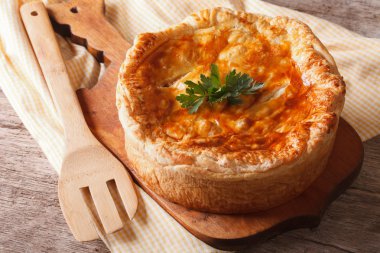 Ev yapımı lezzetli tavuk pasta yakın çekim. Yatay 