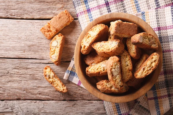 Bademli bisküvi lezzetli kurabiyeler. Yatay Üstten Görünüm