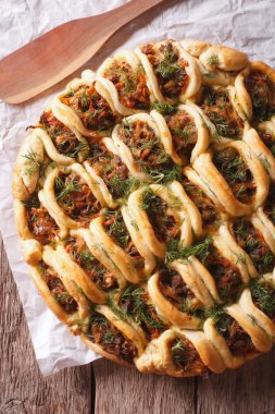 Açık pasta yere et ve sebze makro ile. Dikey üst vie