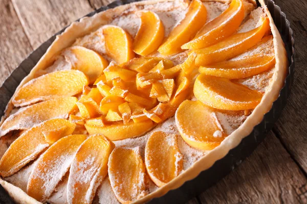 Torte mit Kaki und Frischkäse Nahaufnahme horizontal — Stockfoto