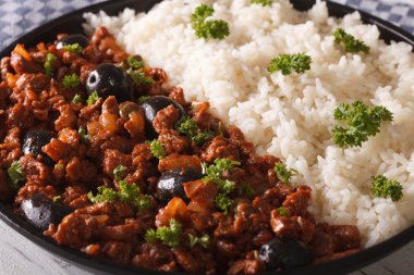 Latin Amerika mutfağı: habanera bir garnitür ile a la Picadillo