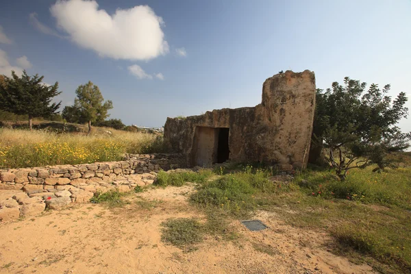 Część ruin groby królów Paphos, Cypr — Zdjęcie stockowe
