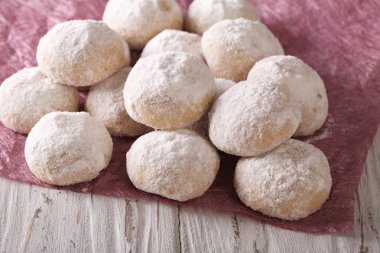 kurabiye polvoron closeup ahşap bir masa üzerinde. Yatay