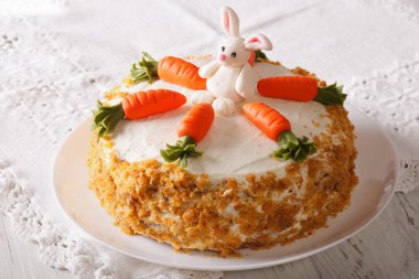 havuçlu kek şeker bunny yakın çekim tablosundaki ile. Yatay