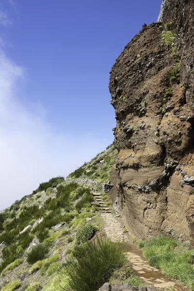 Bl; ue sky on the pico arieiro on madeira island —  Fotos de Stock