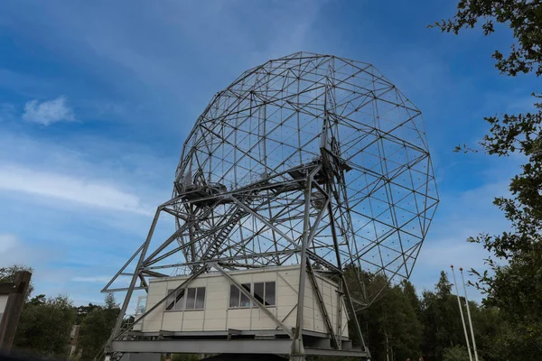 Самый большой радиотелескоп в голланде под Двингело — стоковое фото