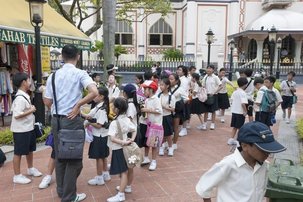 Школьники сингапоре — стоковое фото