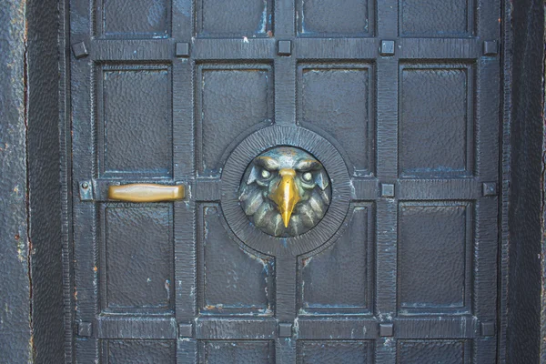Głowy Lwa metalu na drzwi — Zdjęcie stockowe