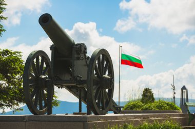 Shipka Pass Özgürlük Anıtı top