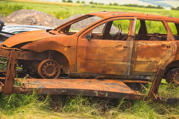 Old cars on junkyard — Stock Photo, Image