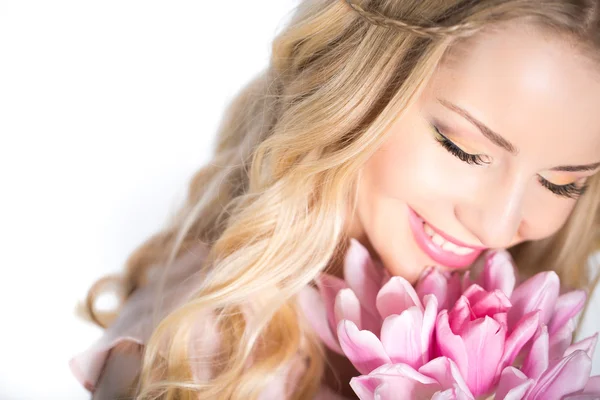 Mujer con ramo de tulipanes — Foto de Stock