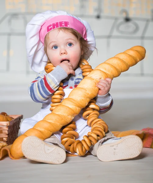 Little boy in bakery — Stock Photo, Image