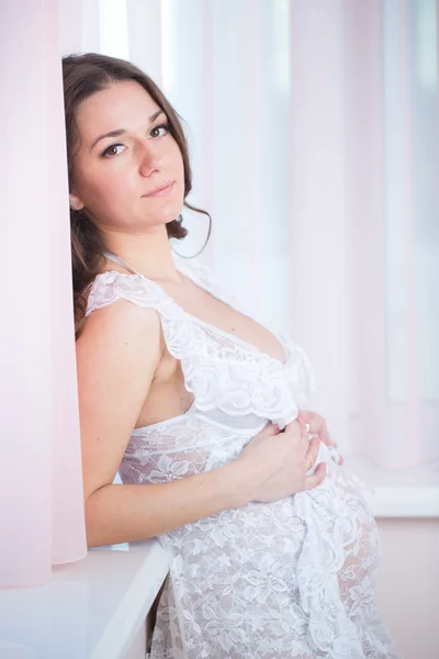 Gravid kvinna porträtt — Stockfoto