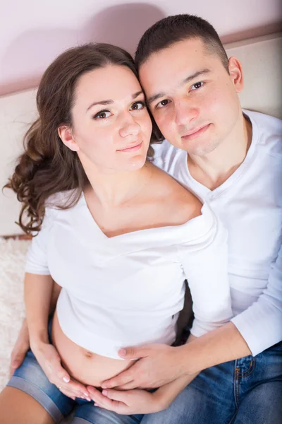 Family waiting for newborn — Stock Photo, Image