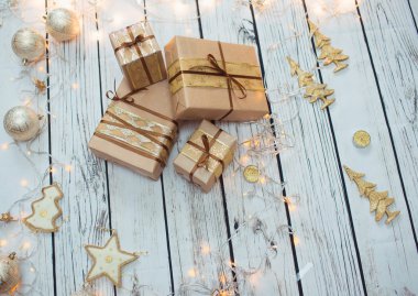 Kutuları Noel hediyeleri