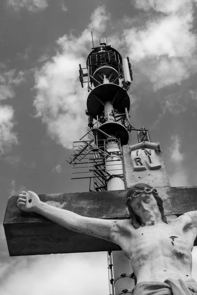 Ukrzyżowany Jezus Crhist Wieża Nadawcza Wzgórzu Kalwarii Szekszardzie Węgrzech — Zdjęcie stockowe