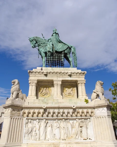 Statue de Saint Etienne à Budapest — Photo