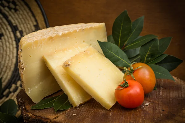 Sardinian Pecorino slices — Stock Photo, Image