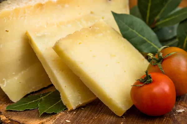 Sardinii Pecorino výseče — Stock fotografie