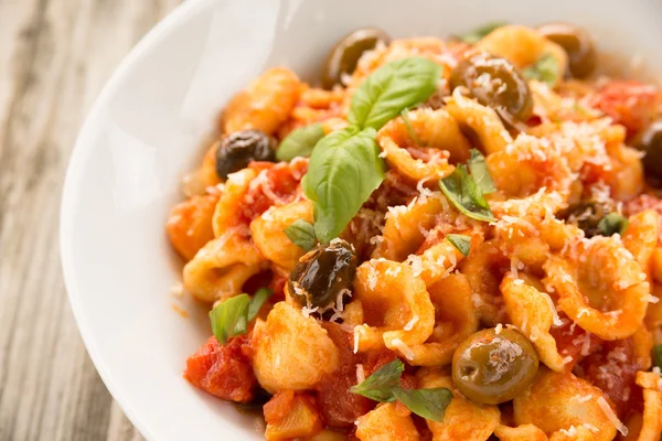 Orecchiette domates sos ile — Stok fotoğraf