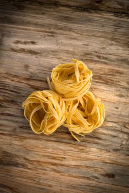 Pişmemiş İtalyan Tagliatelle